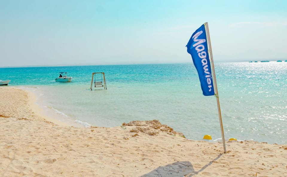 Magawish Island hurghada boat trips with Lunch & Transfers